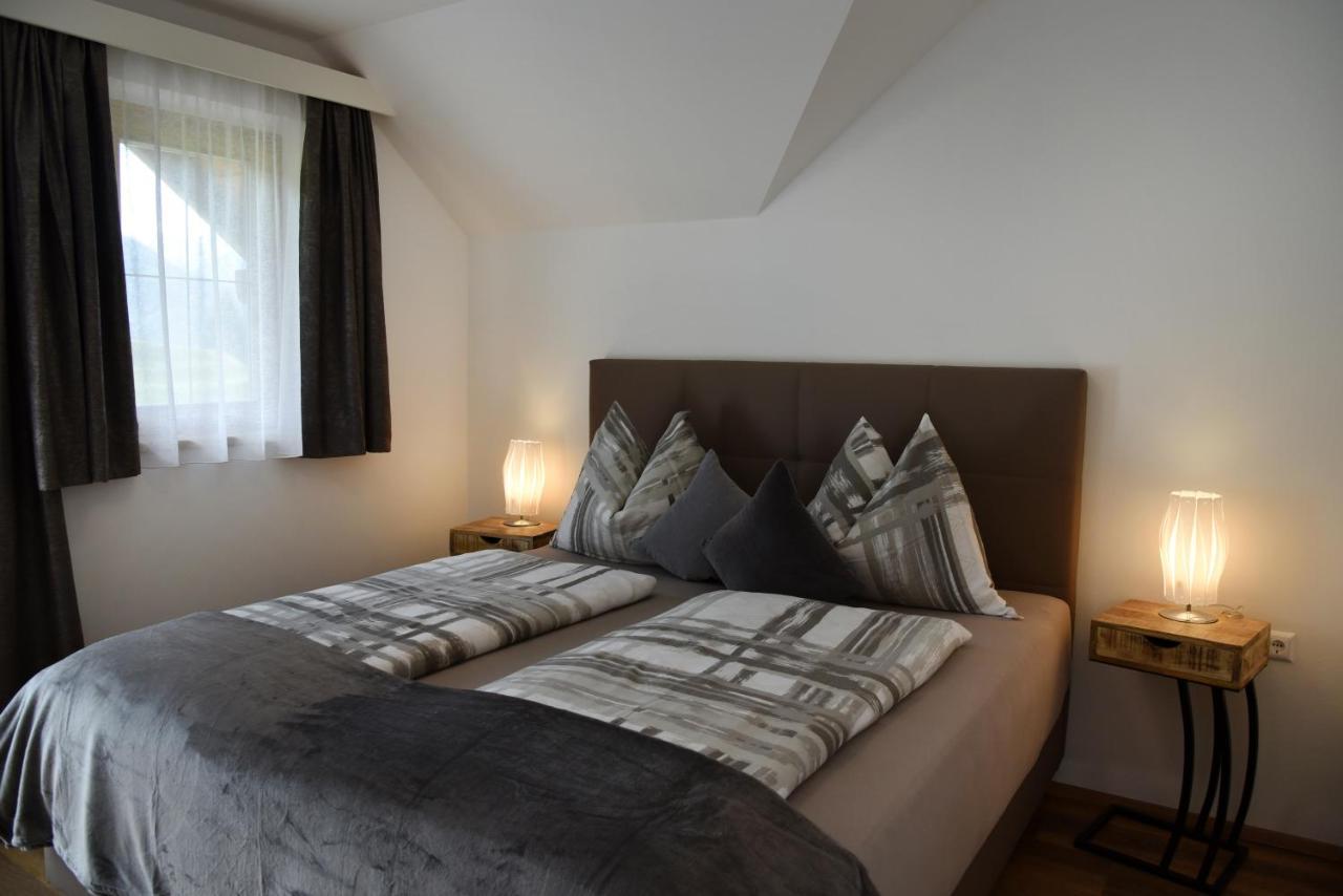 Haus Christina Appartement Weissensee Buitenkant foto