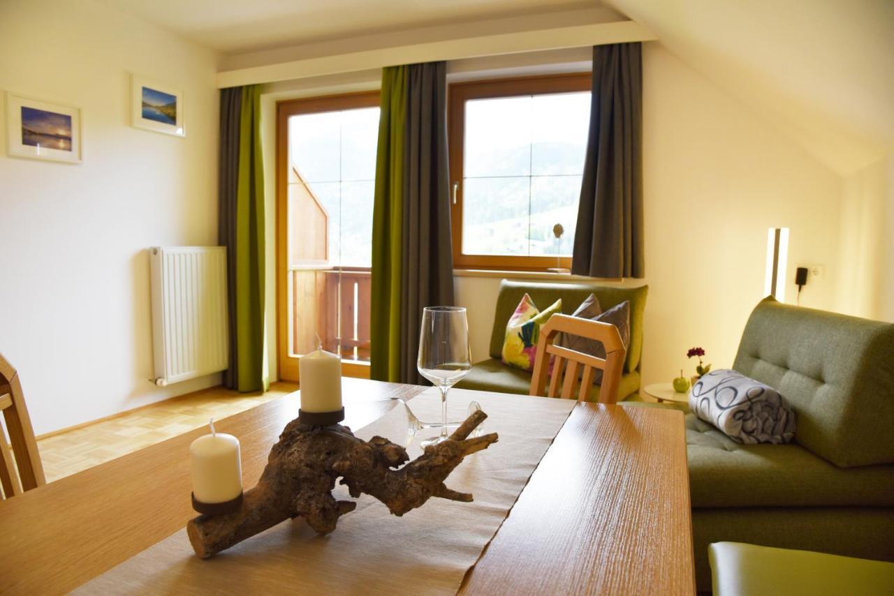 Haus Christina Appartement Weissensee Buitenkant foto